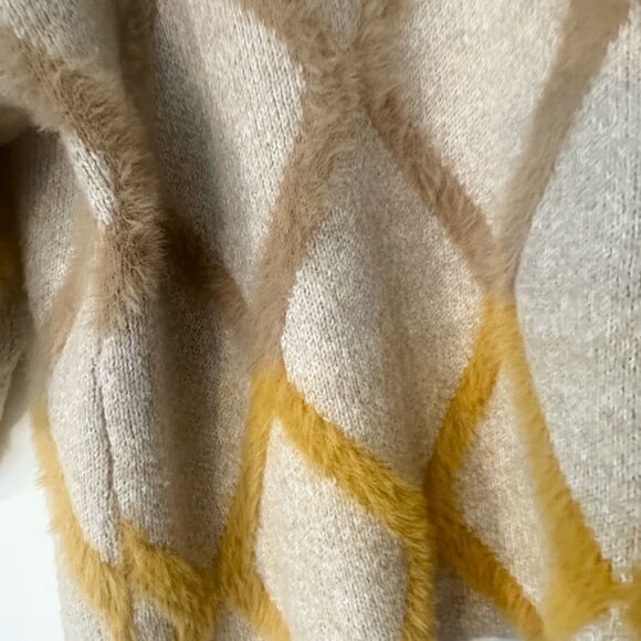 Kori Open Front Geometric raised Design Cardigan Sweater S/M - Picture 6 of 8